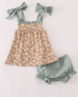 unique-id-3bb8e6ff-0681-40eb-ad32-aa6861dc414d